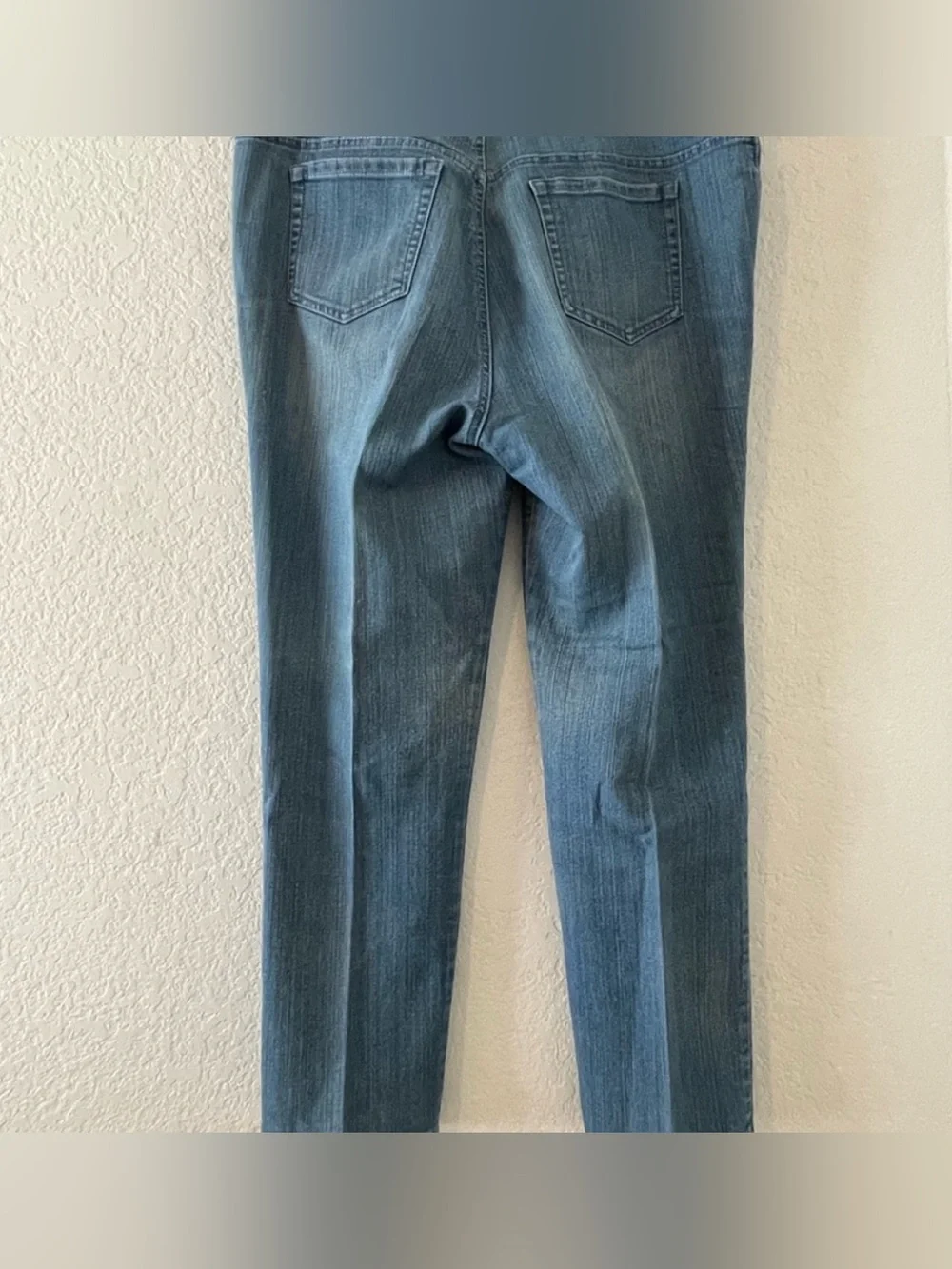 3 Pair Gloria Vanderbilt Jeans - Picture 3 of 3